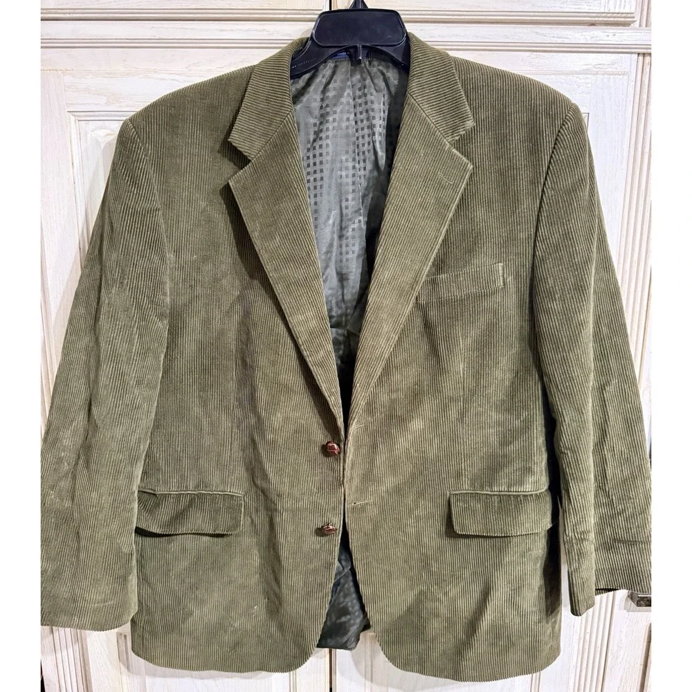 VTG Olive Corduroy Sport Coat Men's 44R  Jacket Elbow Patches Roundtree & Yorke